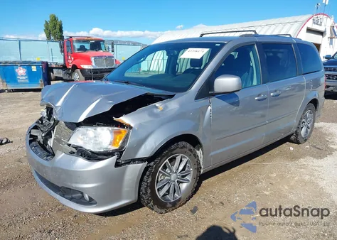 2017 Dodge Grand Caravan Sxt z USA, uszkodzony, nr VIN 2C4RDGCG6HR685572